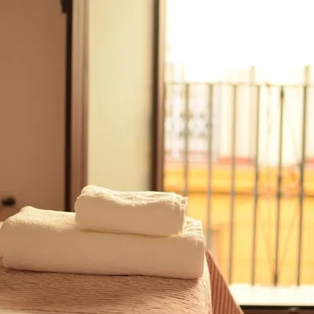 Daire Arraviata Se Sevilla